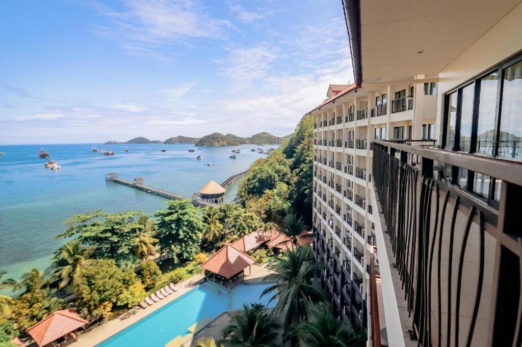 Laprima Hotel Labuan Bajo Exteriör bild