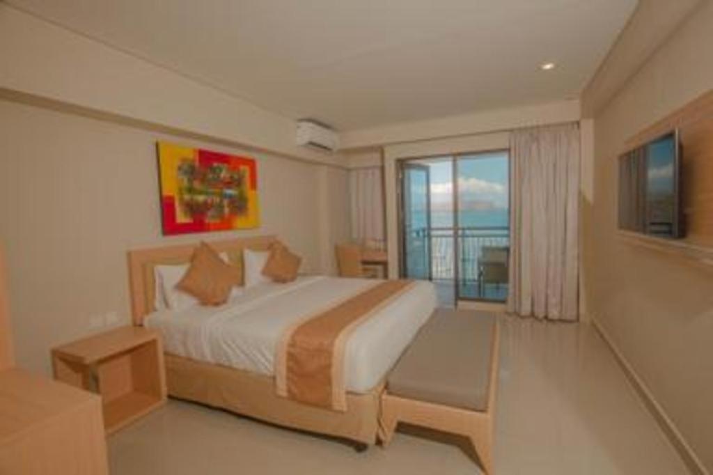 Laprima Hotel Labuan Bajo Exteriör bild