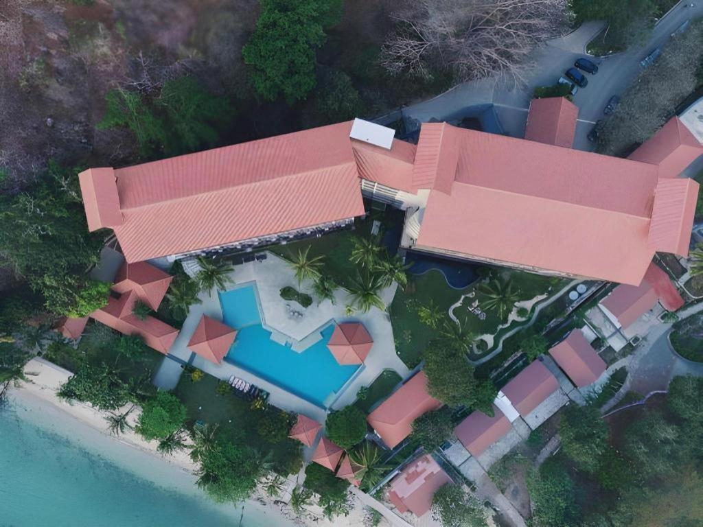 Laprima Hotel Labuan Bajo Exteriör bild