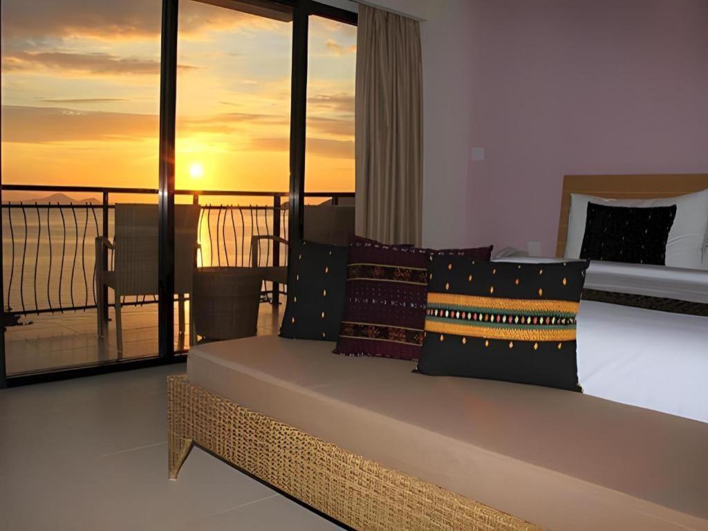 Laprima Hotel Labuan Bajo Exteriör bild